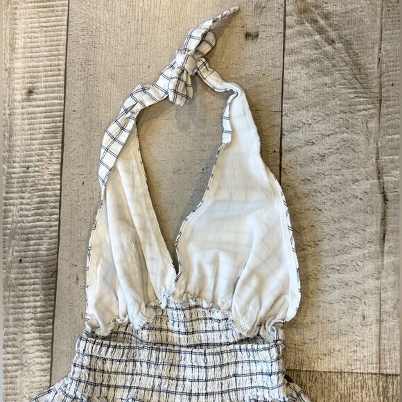 Urban Outfitters Donna Rae Smocked Halter Jumpsuit - Picture 8 of 8